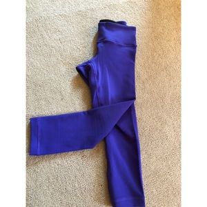 Like new Lululemon Wunder Under Leggings